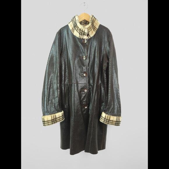 [SOLD] OVERLAND Women's Sz S Reversible Lamb Skin Leather Jacket Black Cream - Picture 1 of 11